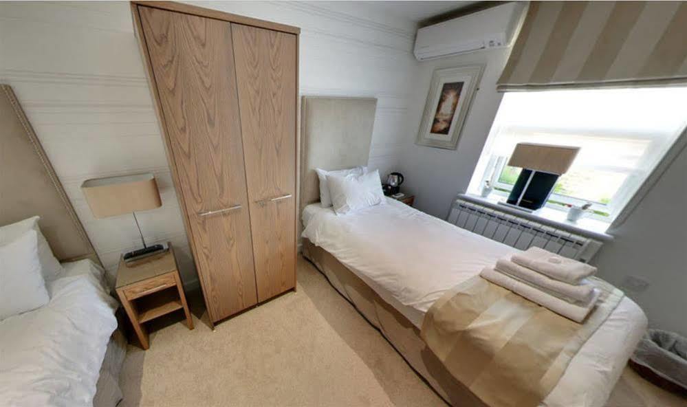 Mccafferty'S Guesthouse Ilford Dış mekan fotoğraf
