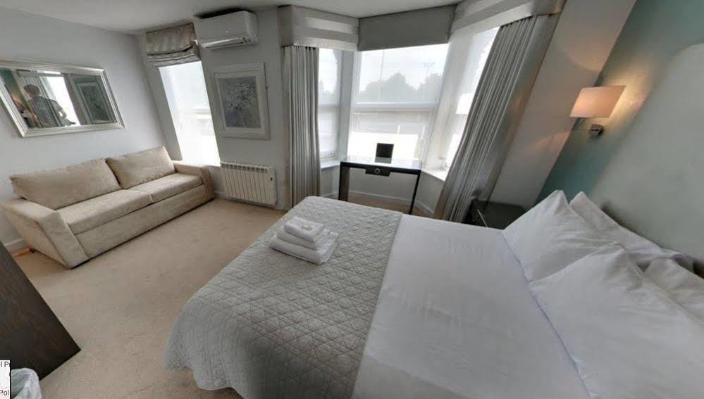 Mccafferty'S Guesthouse Ilford Dış mekan fotoğraf
