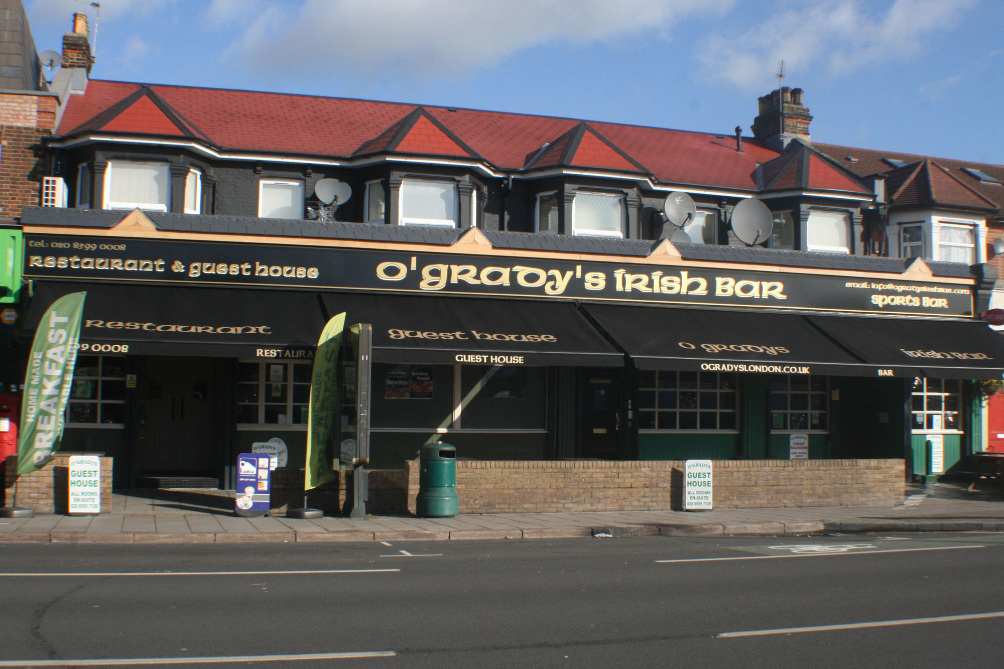 Mccafferty'S Guesthouse Ilford Dış mekan fotoğraf
